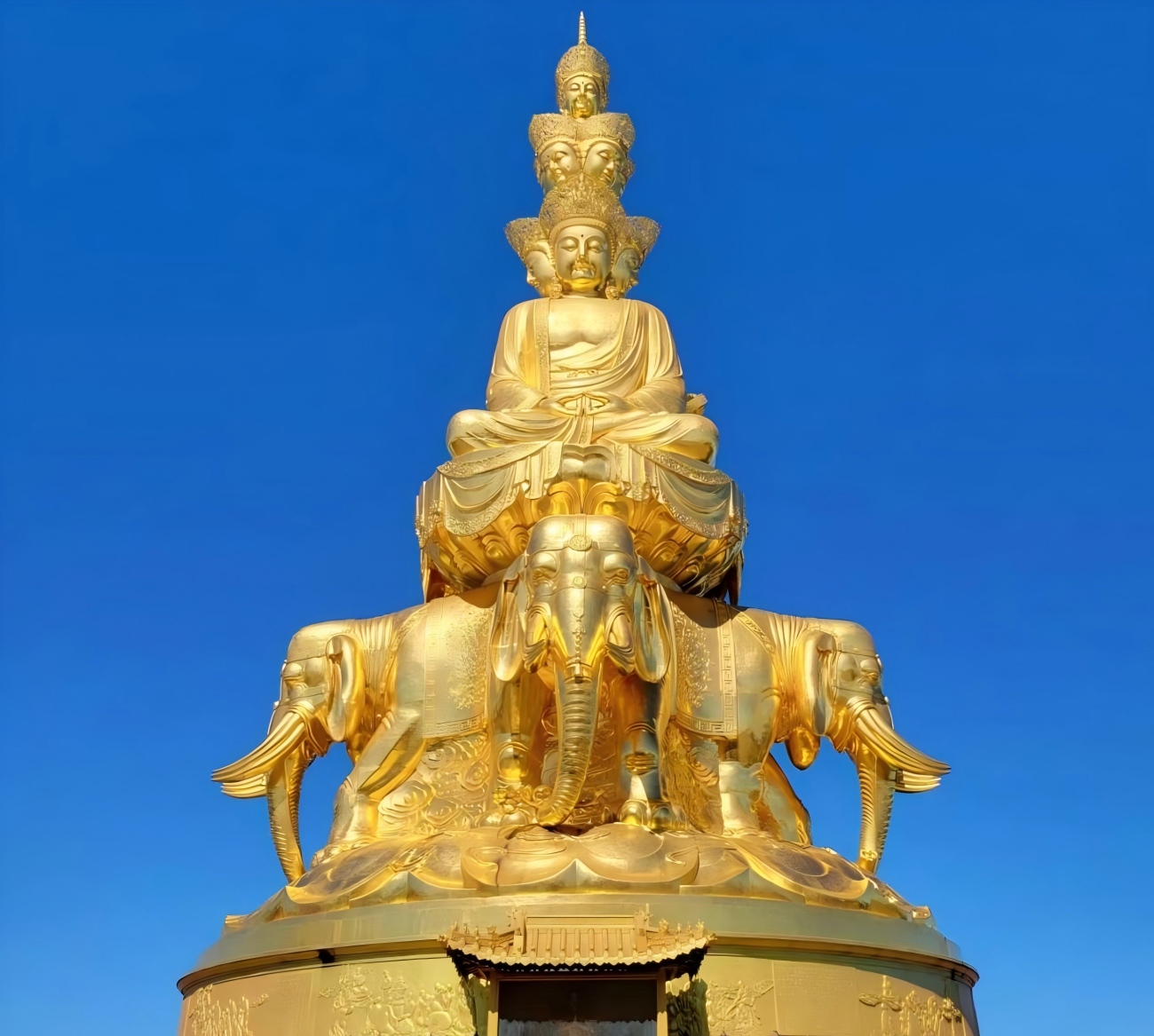 La Cumbre Dorada en China