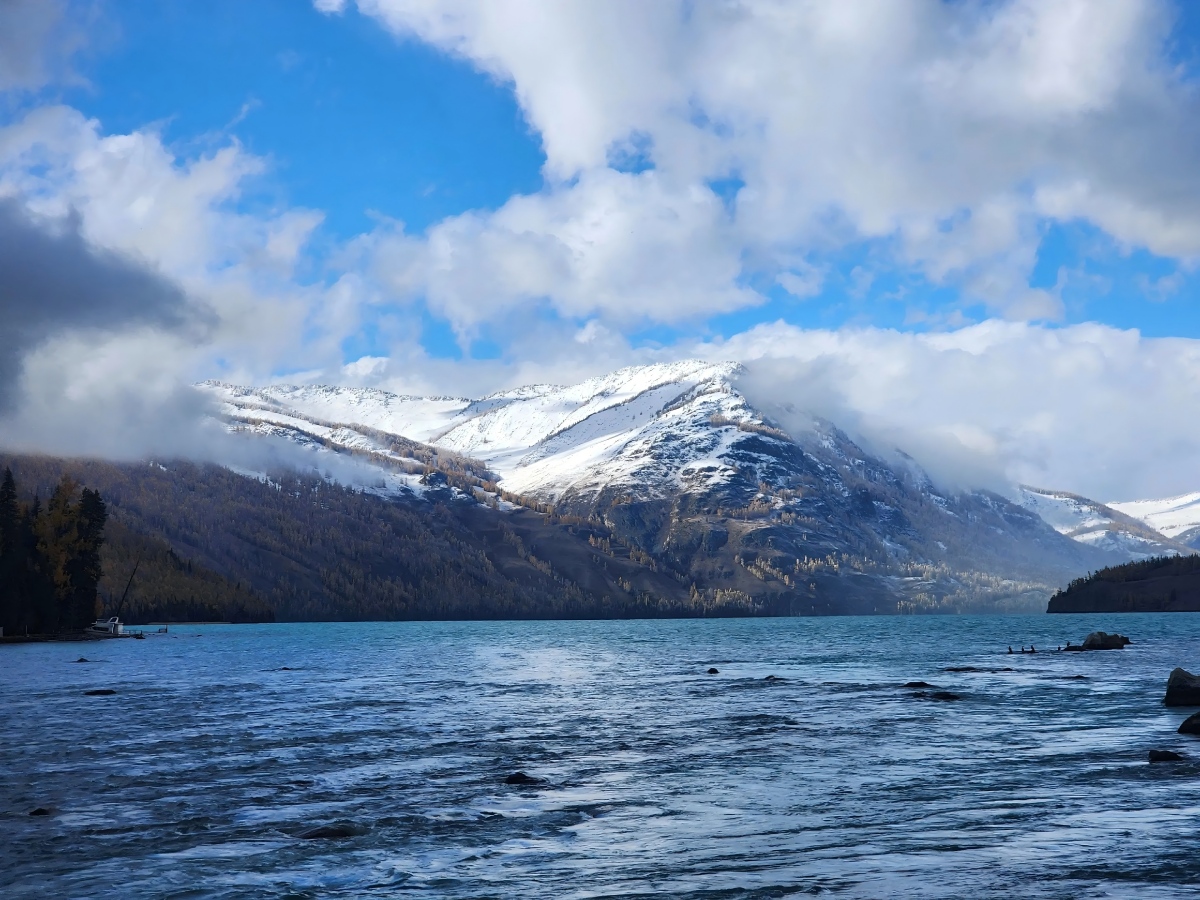 Синьцзян, озеро Канас, Китай