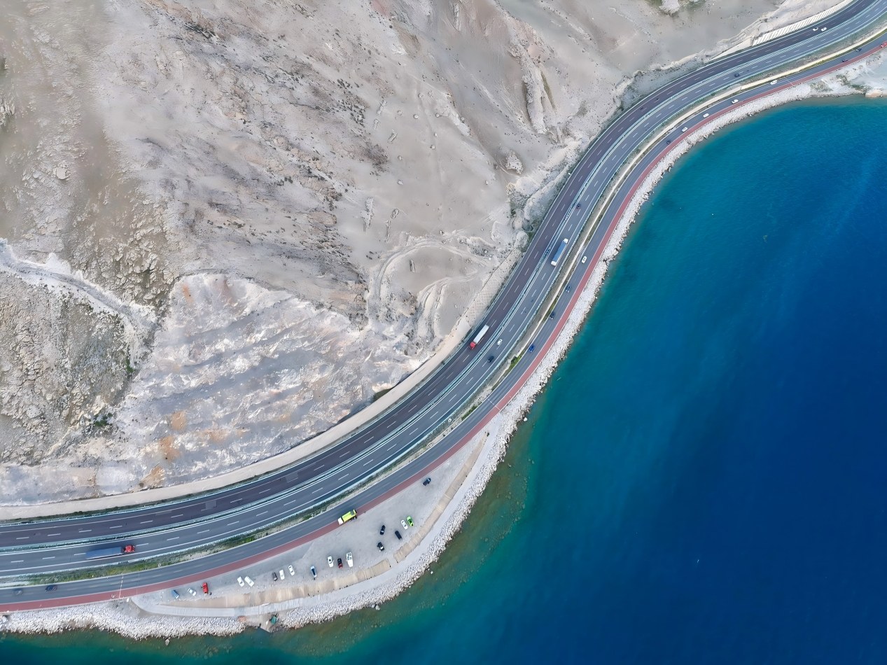  Sayram Lake Cycling