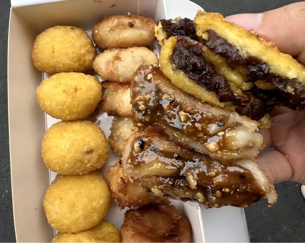 Tortitas de arroz glutinoso fritas en China