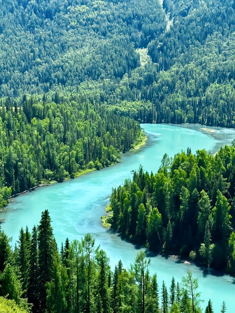 Синьцзян, озеро Канас, Китай