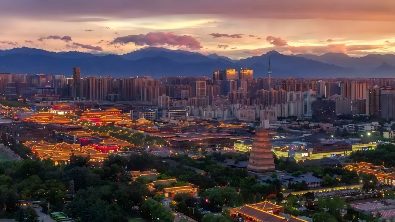 Pagoda gigante del ganso salvaje