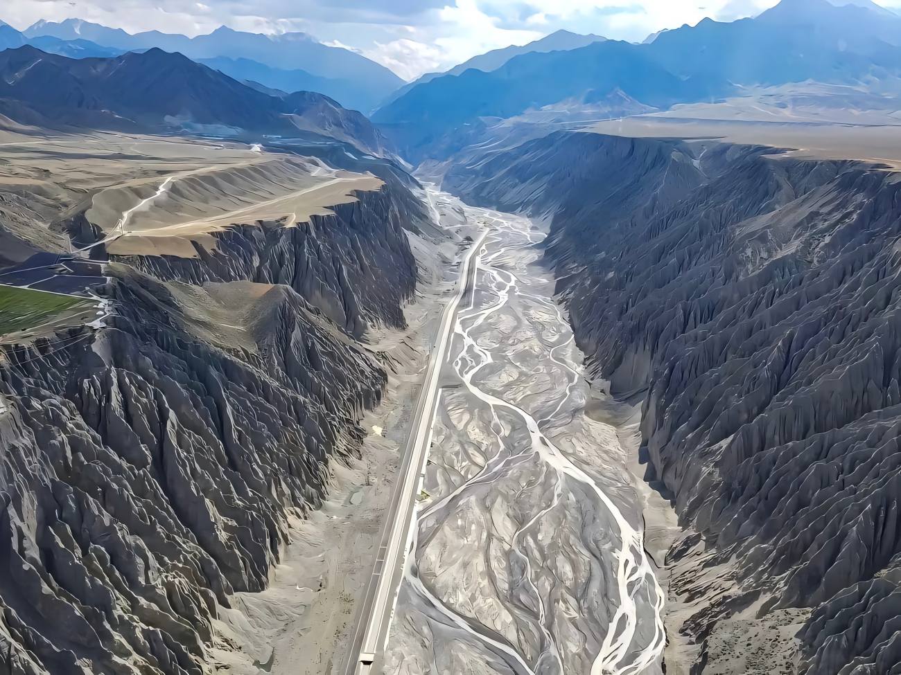 Xinjiang Duku Highway