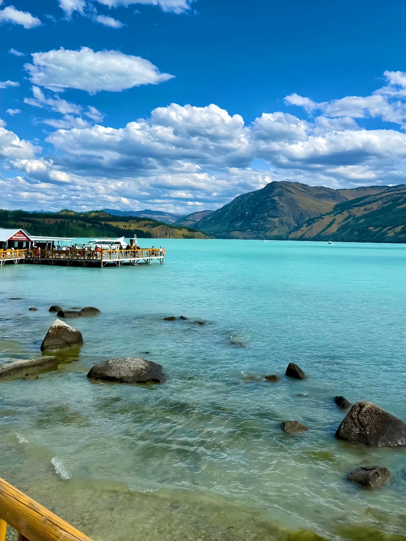 Синьцзян, озеро Канас, Китай