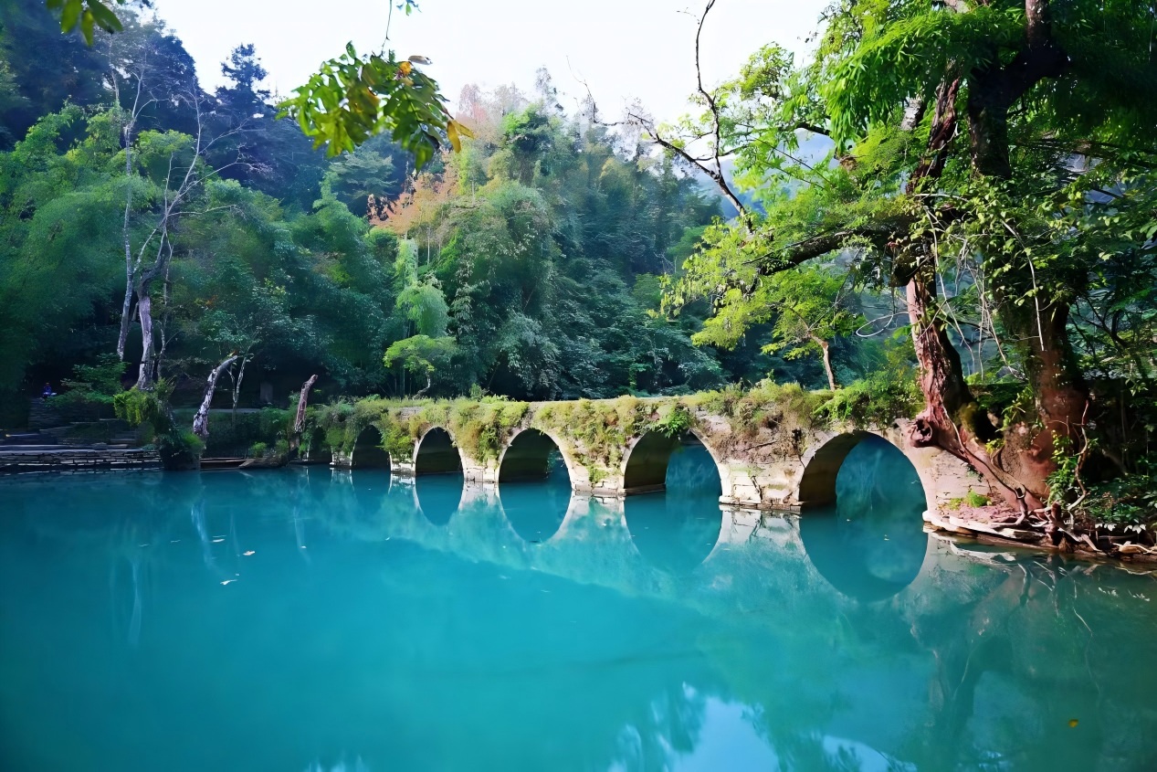 Guía de viaje de Libo Zhangjiang