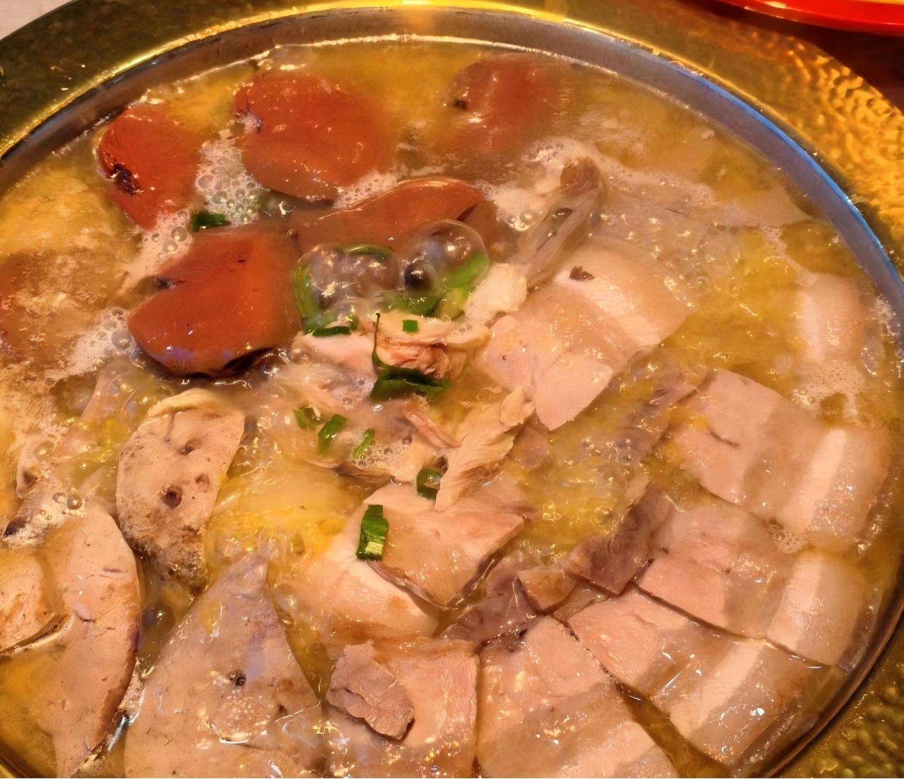 Shazhu Cai (Pork & Sauerkraut Stew)